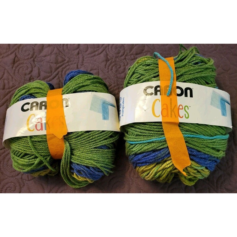 2 Caron Cakes Yarn Blueberry Kiwi 17021 7.1 oz Acrylic Wool Blend x 2